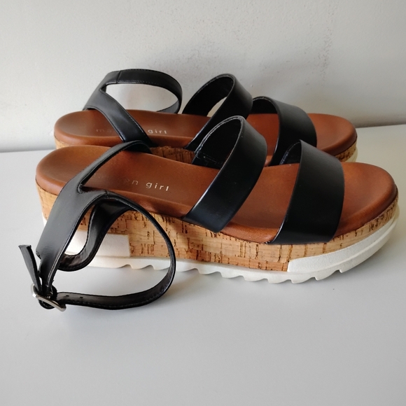 Steve Madden Sandals Size 8 - Picture 10 of 10